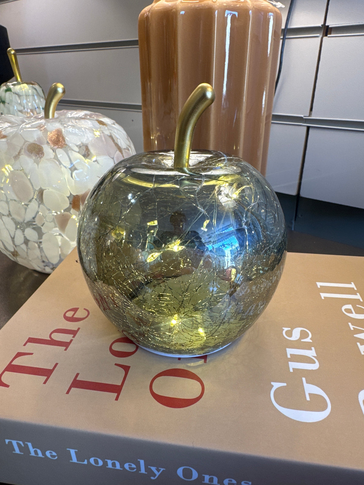 LED Crackle Green Glass Apple – 11cm
