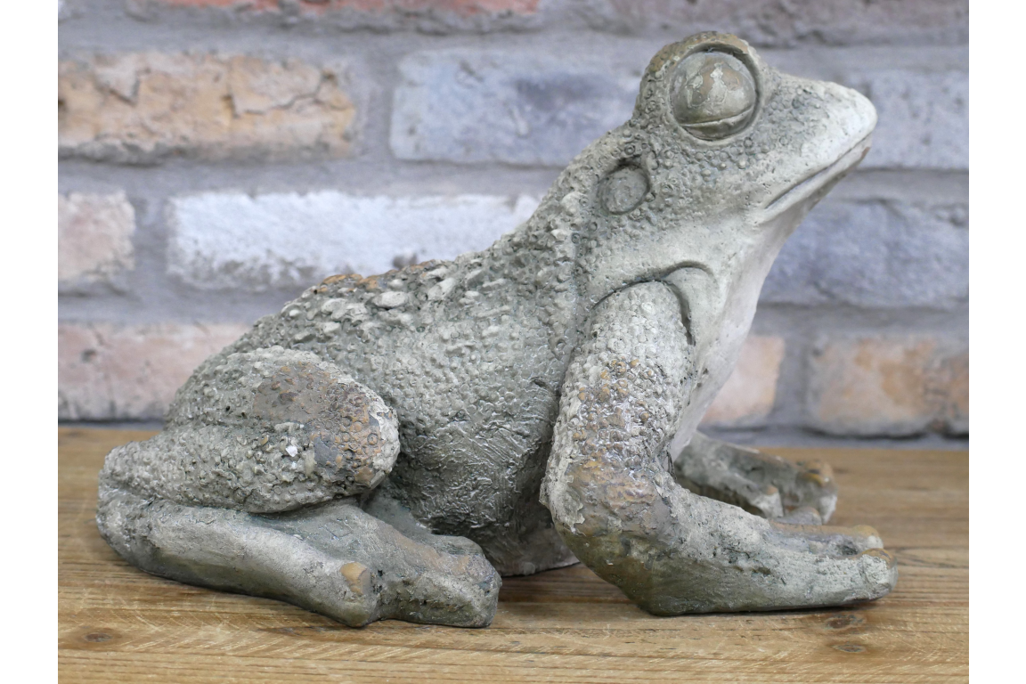 Large Concrete Frog Statue – Indoor Outdoor Garden Decor UK