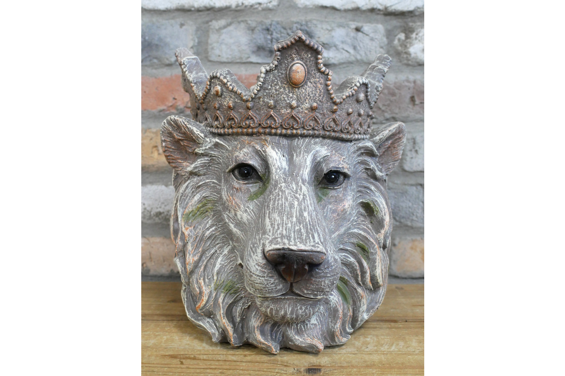 Regal Lion Head Planter with Crown – 31cm