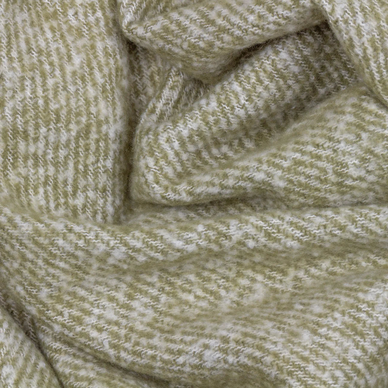Isla soft woven green tasseled throw