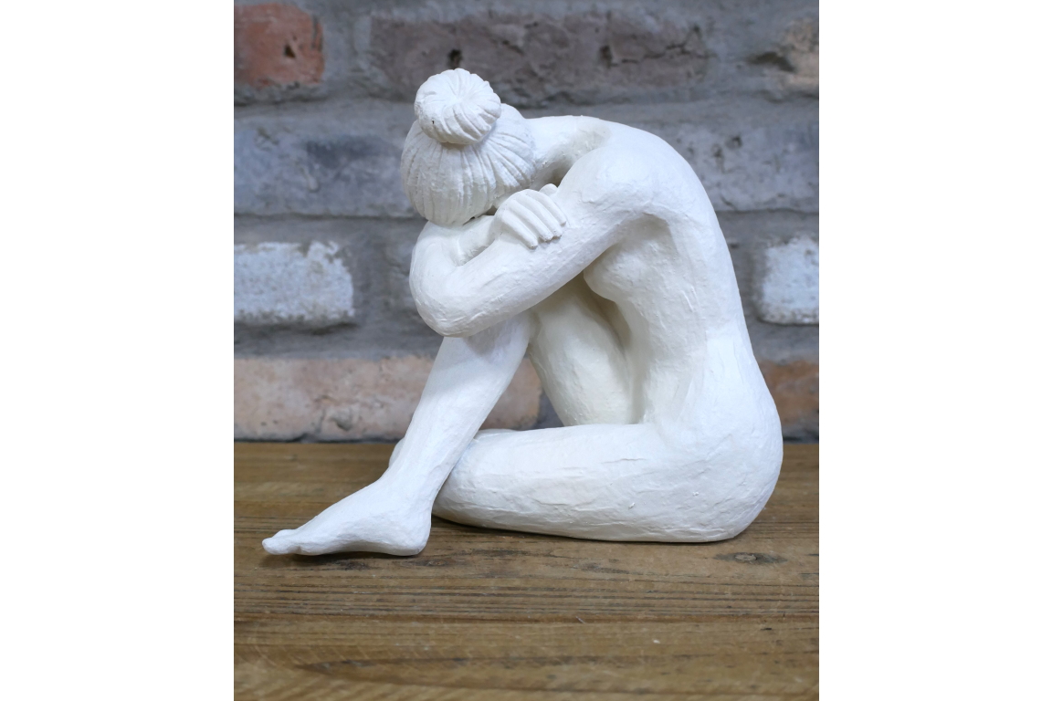 Cream lady statue cross legged stylish home decor