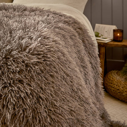 Rowan Faux Fur Throw Mocha: Mocha / 130 x 175cm