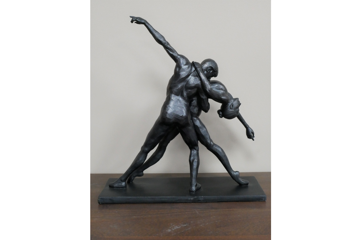 Couple dancing statue home decor black