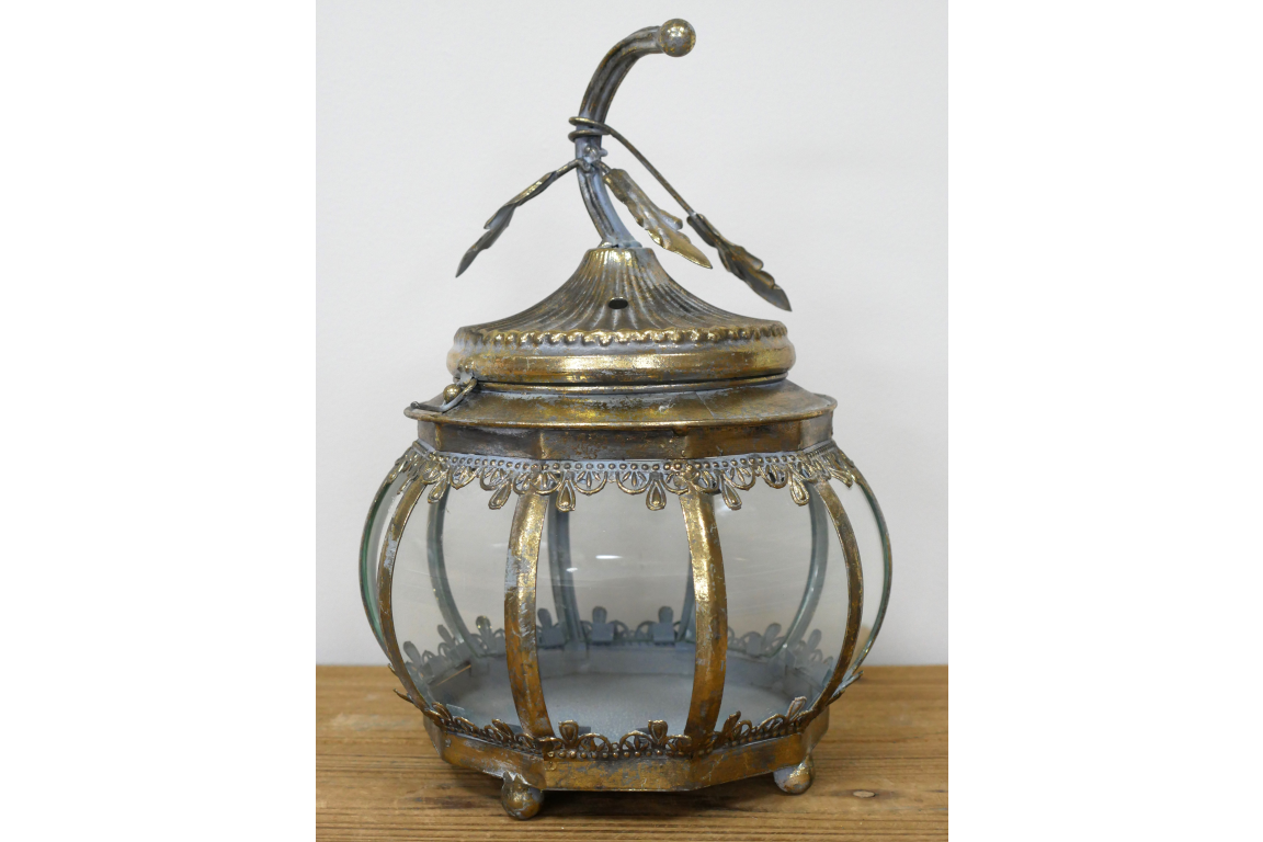Leaf design round shape lantern candle holder in antique gold and glass