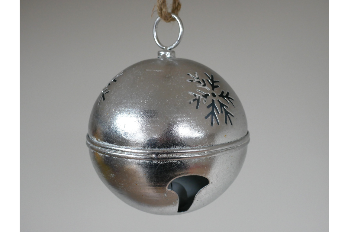 Silver bell in n rope