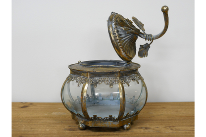 Smal Leaf design round shape lantern candle holder in antique gold and glass