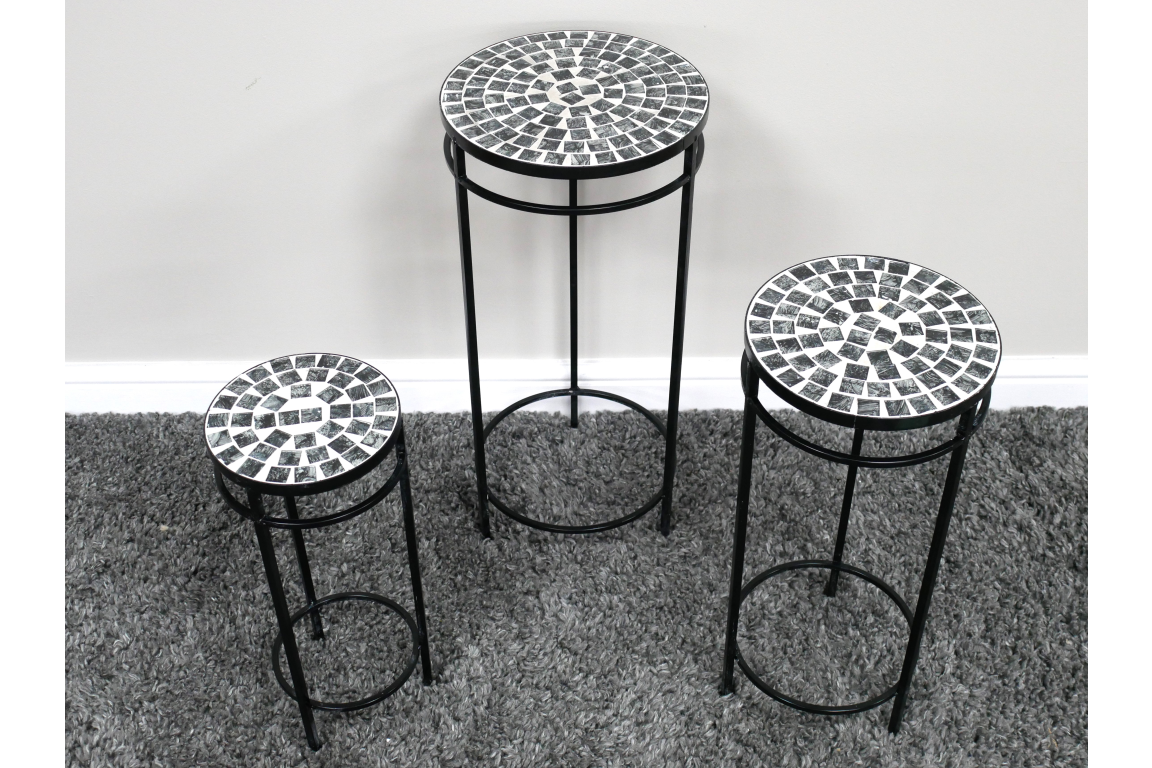 Set 3 tables mosaic top with black and white tiles