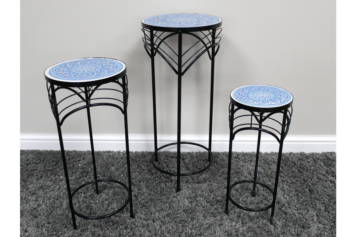 Set 3 tables mosaic top with blue and white tiles