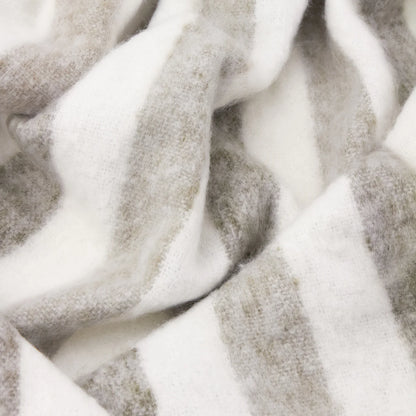Soft woven heath stripe throw with tassels 140 x 180cm