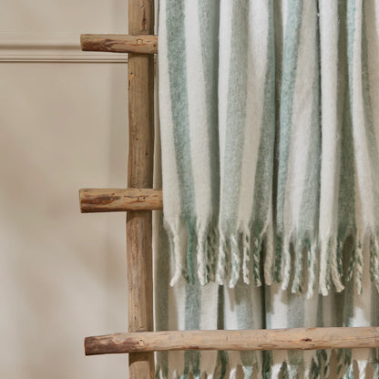 Soft woven green  stripe throw with tassels 140 x 180cm (Copy)
