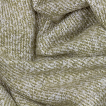 Isla soft woven green tasseled throw