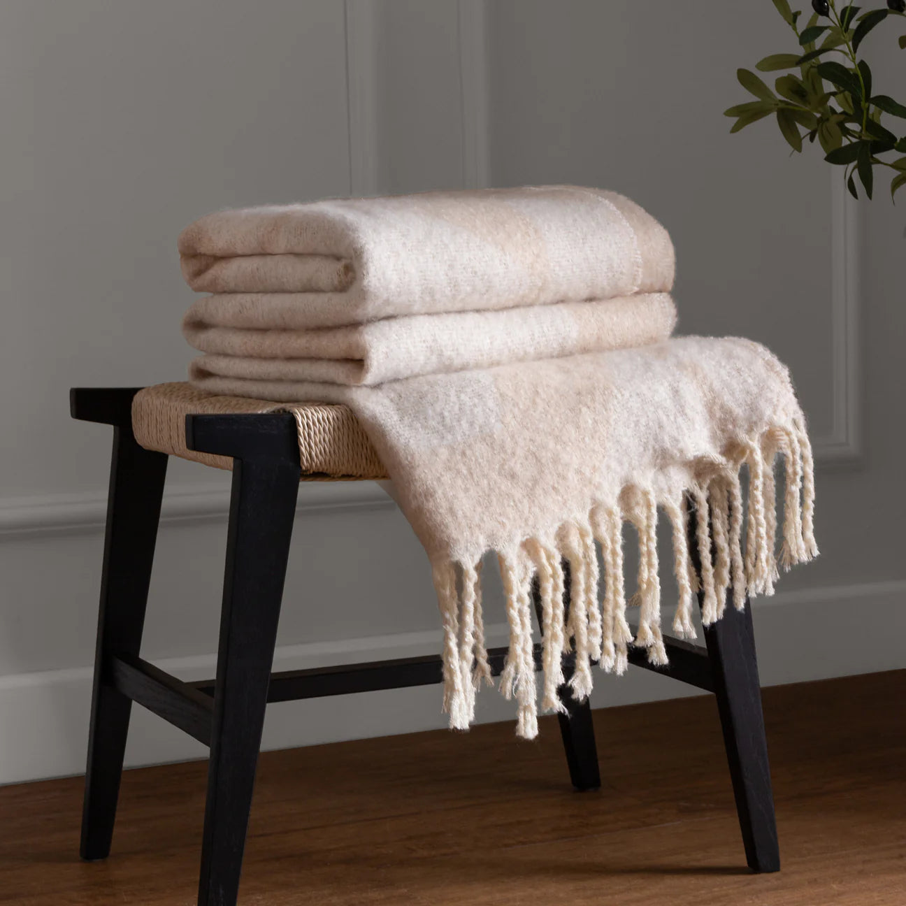Cream and beige soft woven Tassle throw