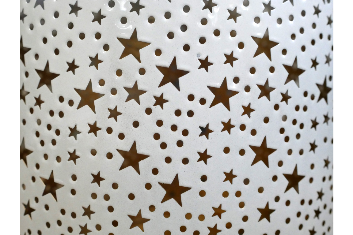 Star Cut-Out Candle Holder – Large