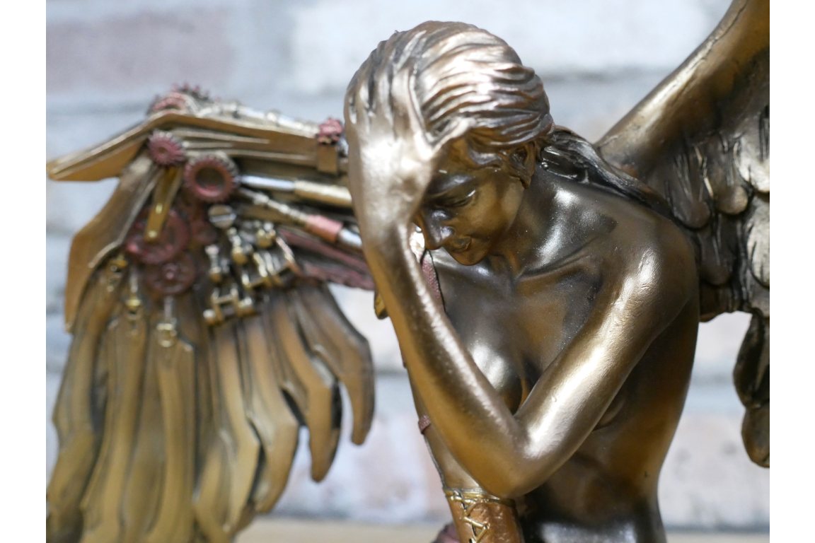 Good steampunk angel statue styling decor