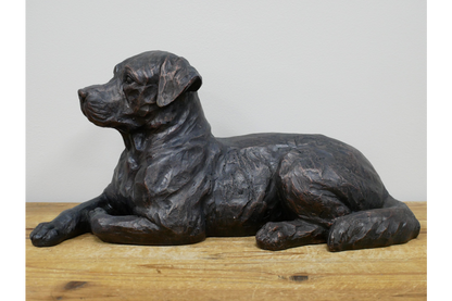 Labrador statue for indoor or outdoor