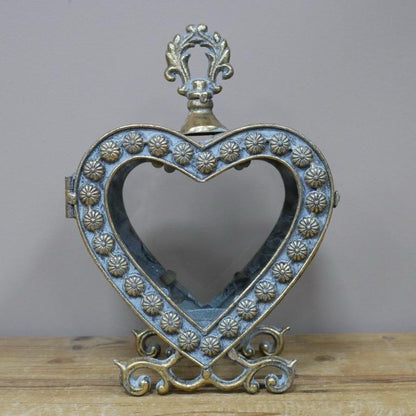 Heart Candle Holder Gold - Elegant Home Decor Ornament with Intricate Design for Special Occasions 27cm x 19cm x 10cm