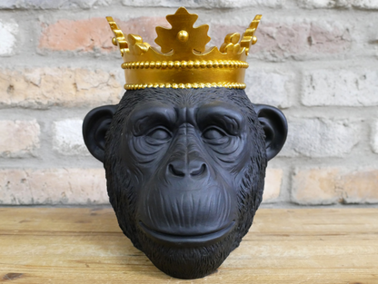 Crowned Gorilla Head Wall Decoration – Black & Gold Resin Wall Art – 26cm