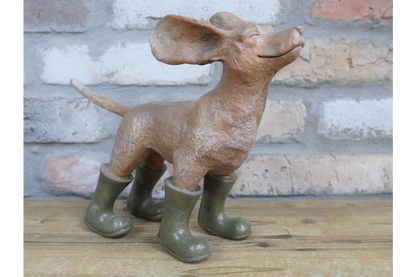Dog in the wind statue